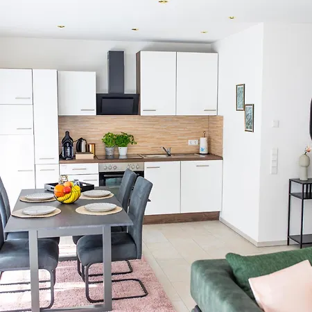 Auszeit In Radolfzell רדולפצל אם בודנזי